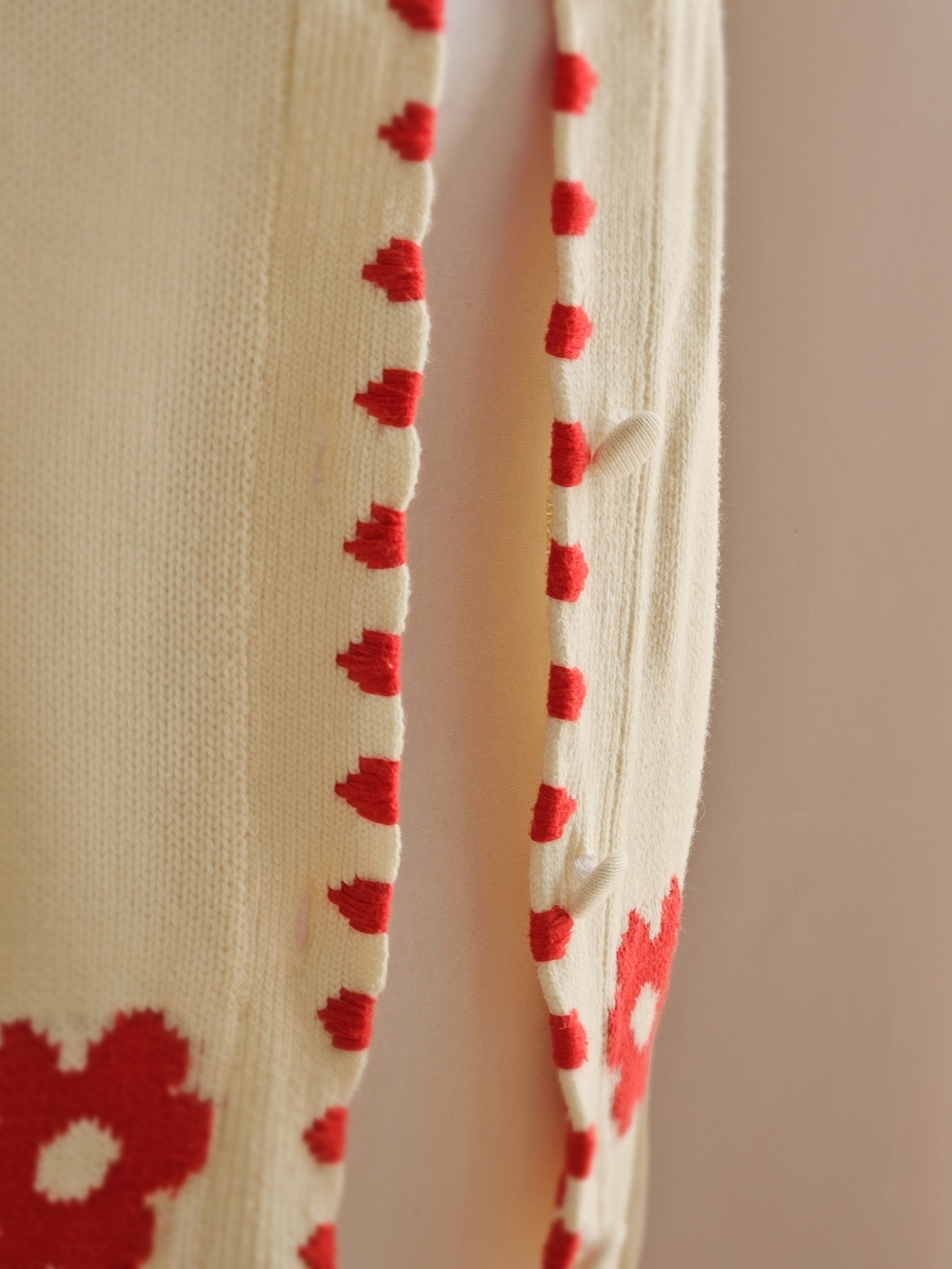 Elie Tahari Red Flower Knit Cardigan Sweater Ivory Cream XS - Picture 2 of 16